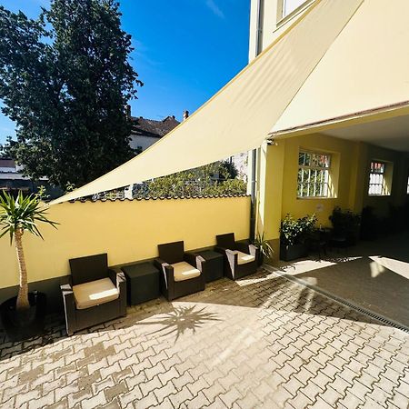 Neva Apartments Fagaras Bagian luar foto